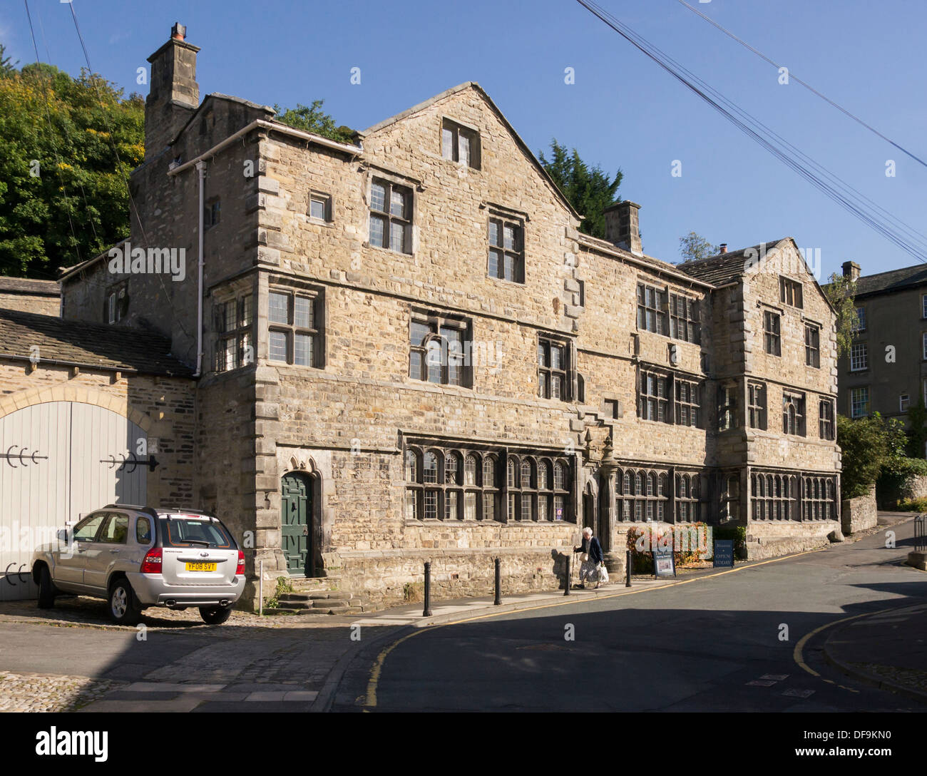 La folie, régler, Yorkshire du Nord. Du 17ème siècle qui abrite maintenant le Musée de l'Amérique du Craven la vie. Banque D'Images