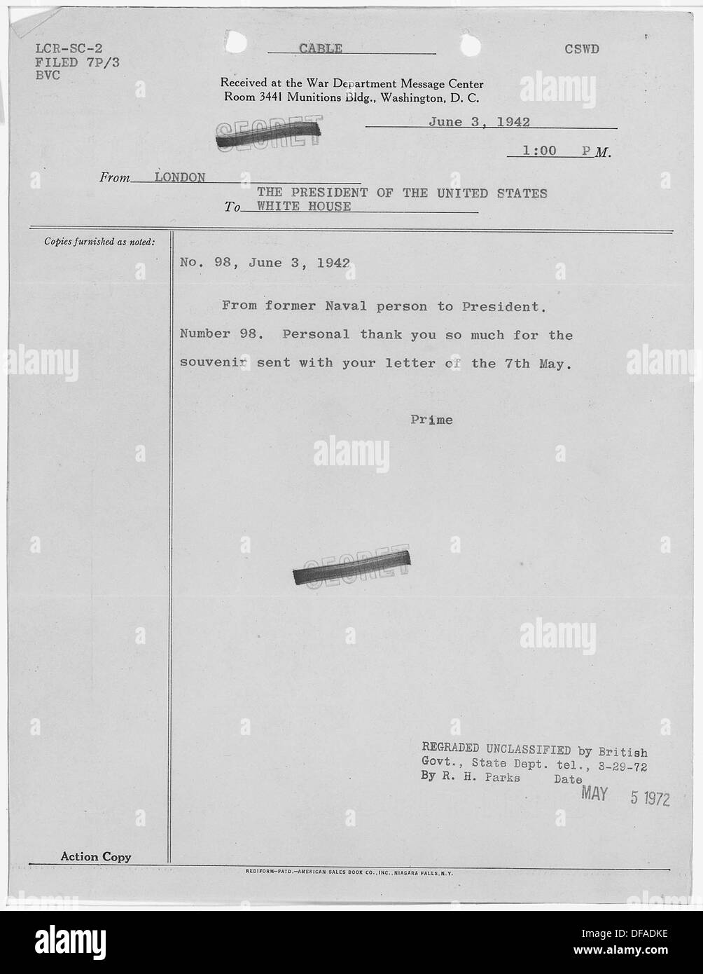 Ce message historique montre la correspondance entre Winston Churchill et Franklin D. Roosevelt, deux dirigeants pivots pendant la première Guerre mondiale. L'échange met en lumière leurs communications et leurs relations diplomatiques en cours pendant la période de guerre. Banque D'Images