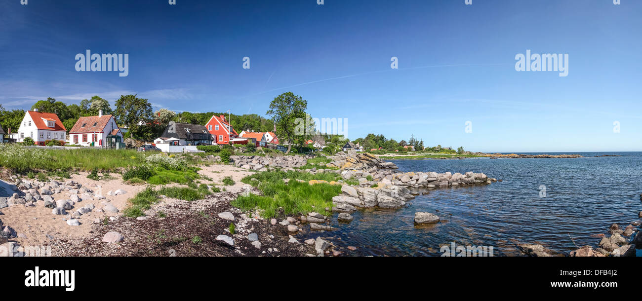 Vue panoramique de la zone côtière près du village répertorié, Bornholm, Danemark Banque D'Images