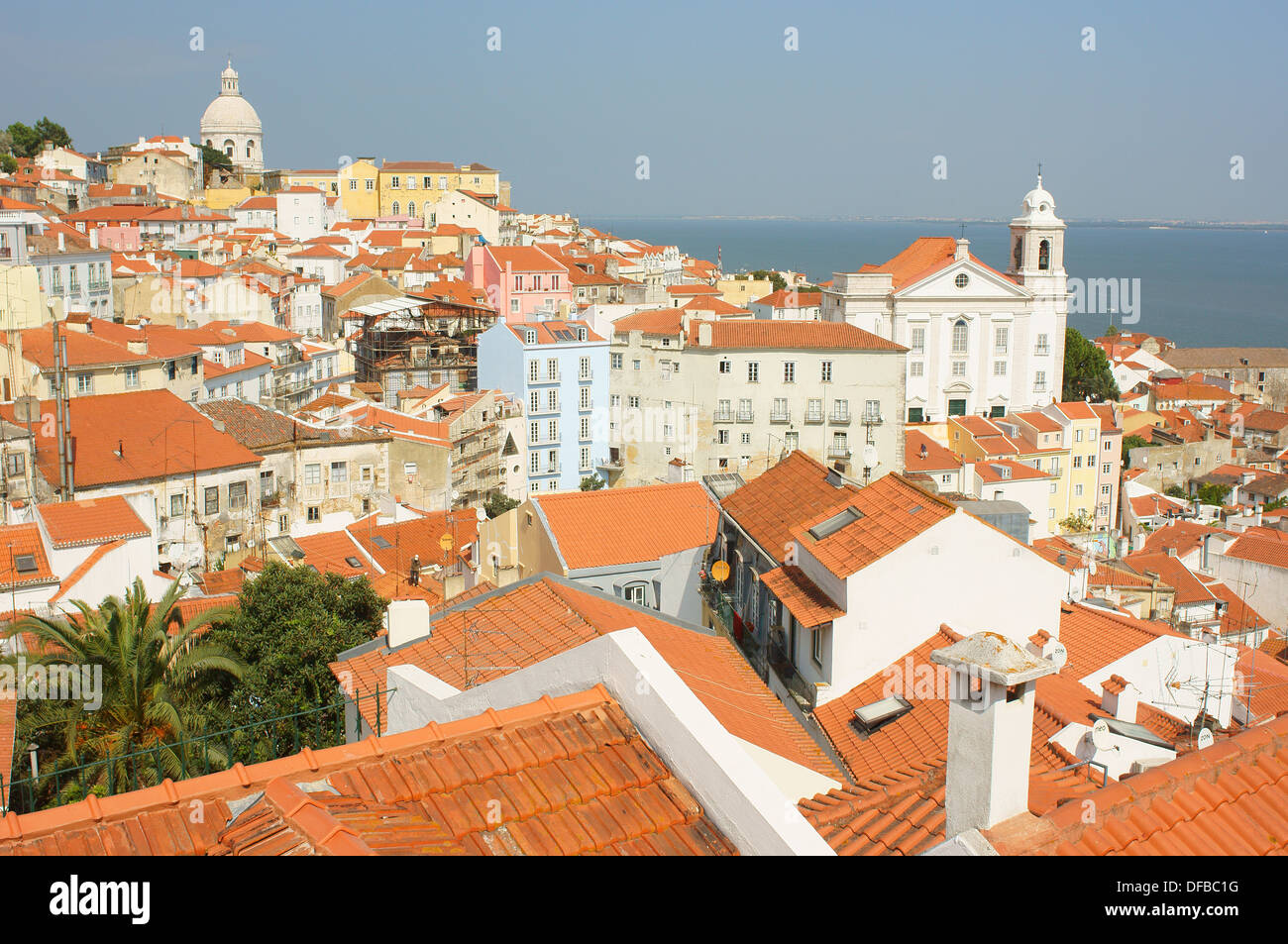 Toits de l'Alfama Lisbonne Lisboa Portugal Banque D'Images