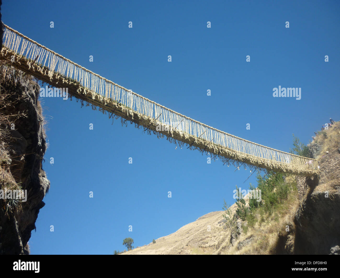 Q'eswachaca pont fait d'herbe, qui plane au-dessus de la rivière Apurimac, Quehue, Cusco, Pérou Banque D'Images