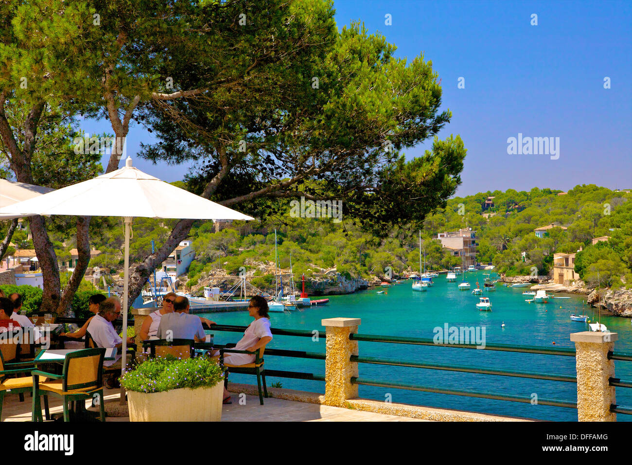 Restaurant et port de Cala Figuera, Majorque, Espagne Photo Stock - Alamy