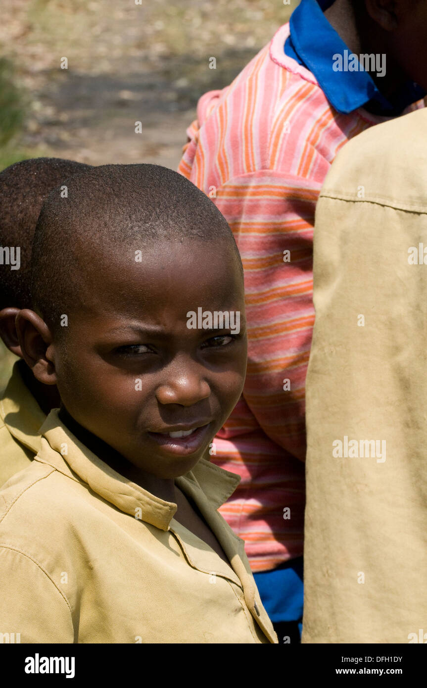 Garçon enfant rwandais le nord du Rwanda Afrique Centrale Banque D'Images