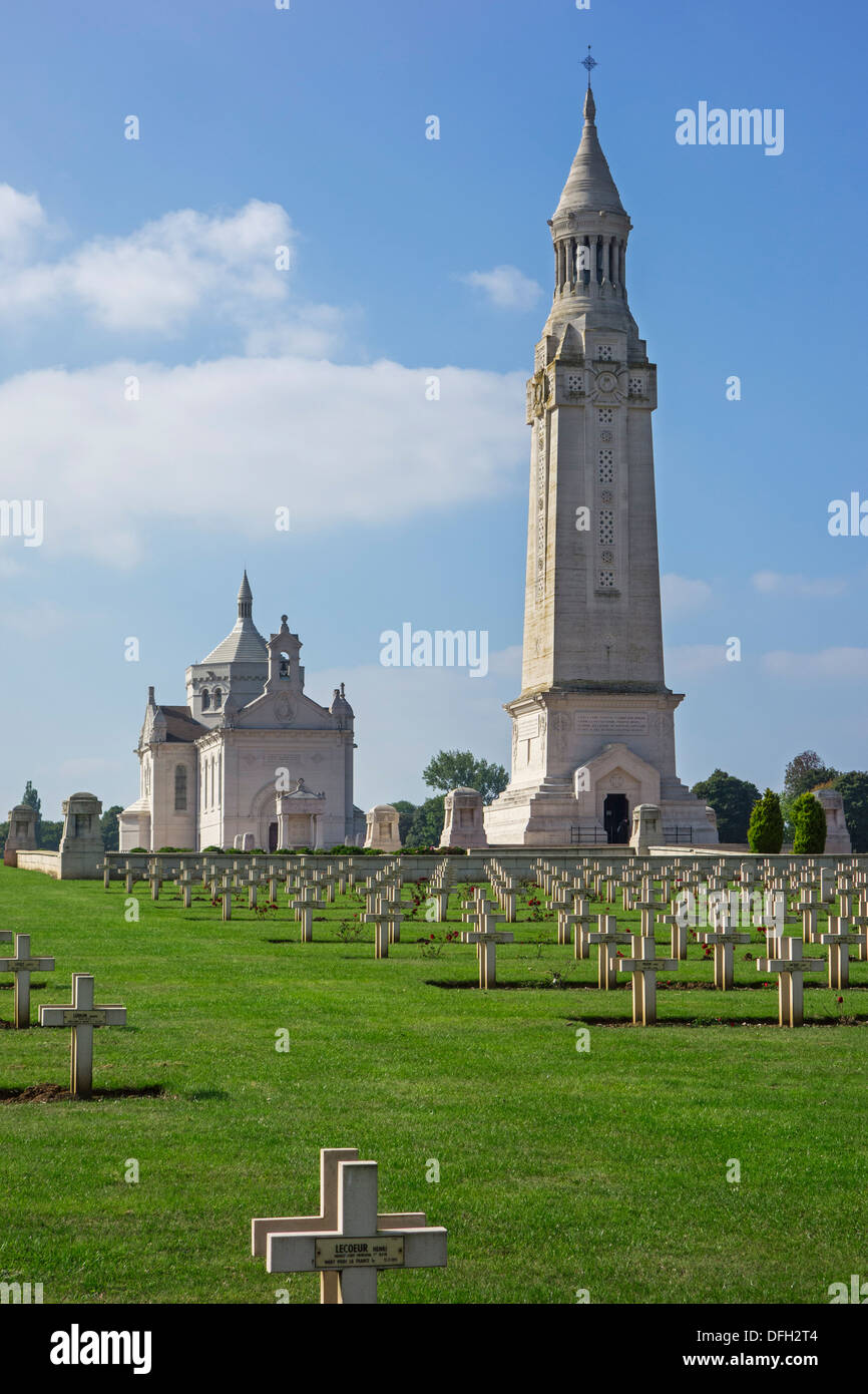 Tour lanterne et chapelle de NotreDame de Lorette / AblainSaintNazaire, Première Guerre Tour lanterne et chapelle de NotreDame de Lorette / AblainSaintNazaire, Première Guerre