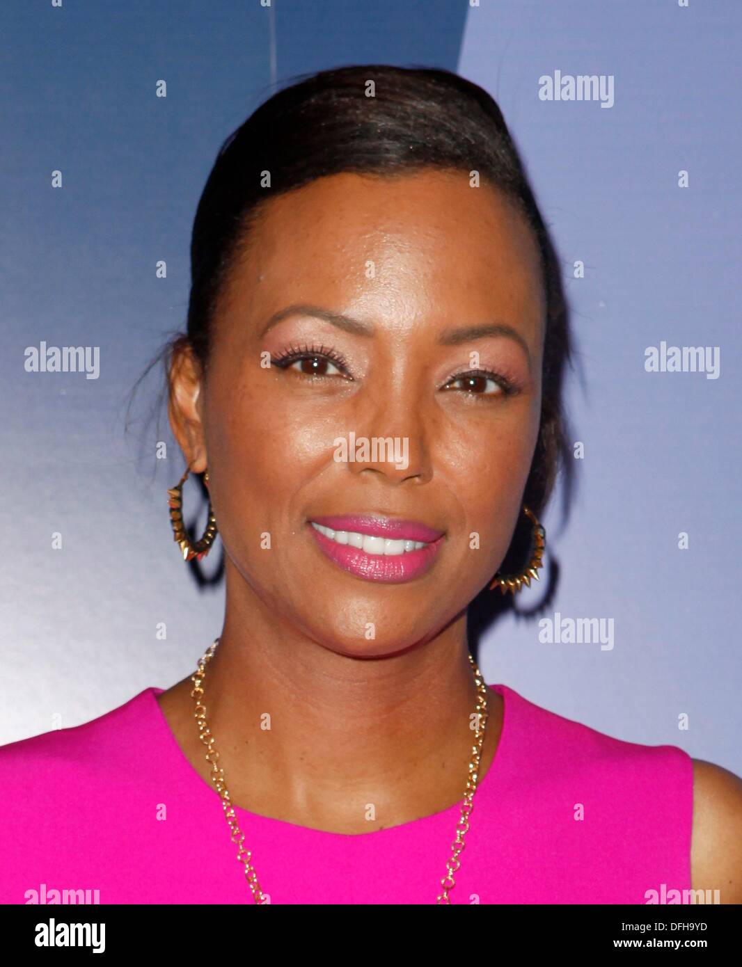 Los Angeles, Californie, USA. 4ème Oct, 2013. Arrivées à Aisha Tyler pour la variété pouvoir des femmes 2013, Beverly Wilshire Four Seasons Hotel, Los Angeles, Californie, USA le 4 octobre 2013. Credit : Emiley Schweich/Everett Collection/Alamy Live News Banque D'Images