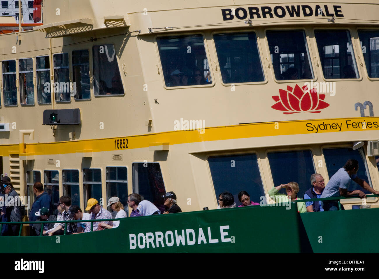 Ferry de Sydney MV Borrowdale au quai dans le port de Darling, Sydney, Nouvelle-Galles du Sud, Australie Banque D'Images