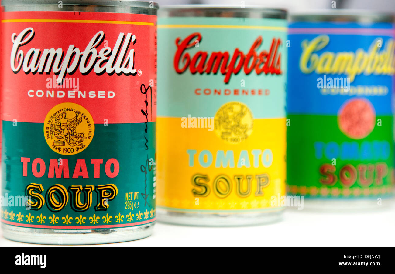 Limited Edition Campbell's Tomato Soup Cans inspiré par Andy Warhol des années 60, peintures, Londres Banque D'Images
