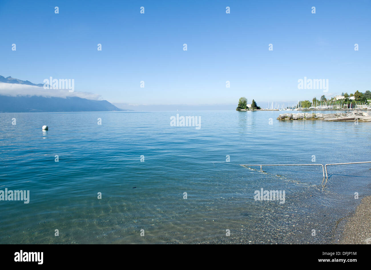 Lac de Genève à Montreux dans le canton de Vaud en Suisse. Banque D'Images