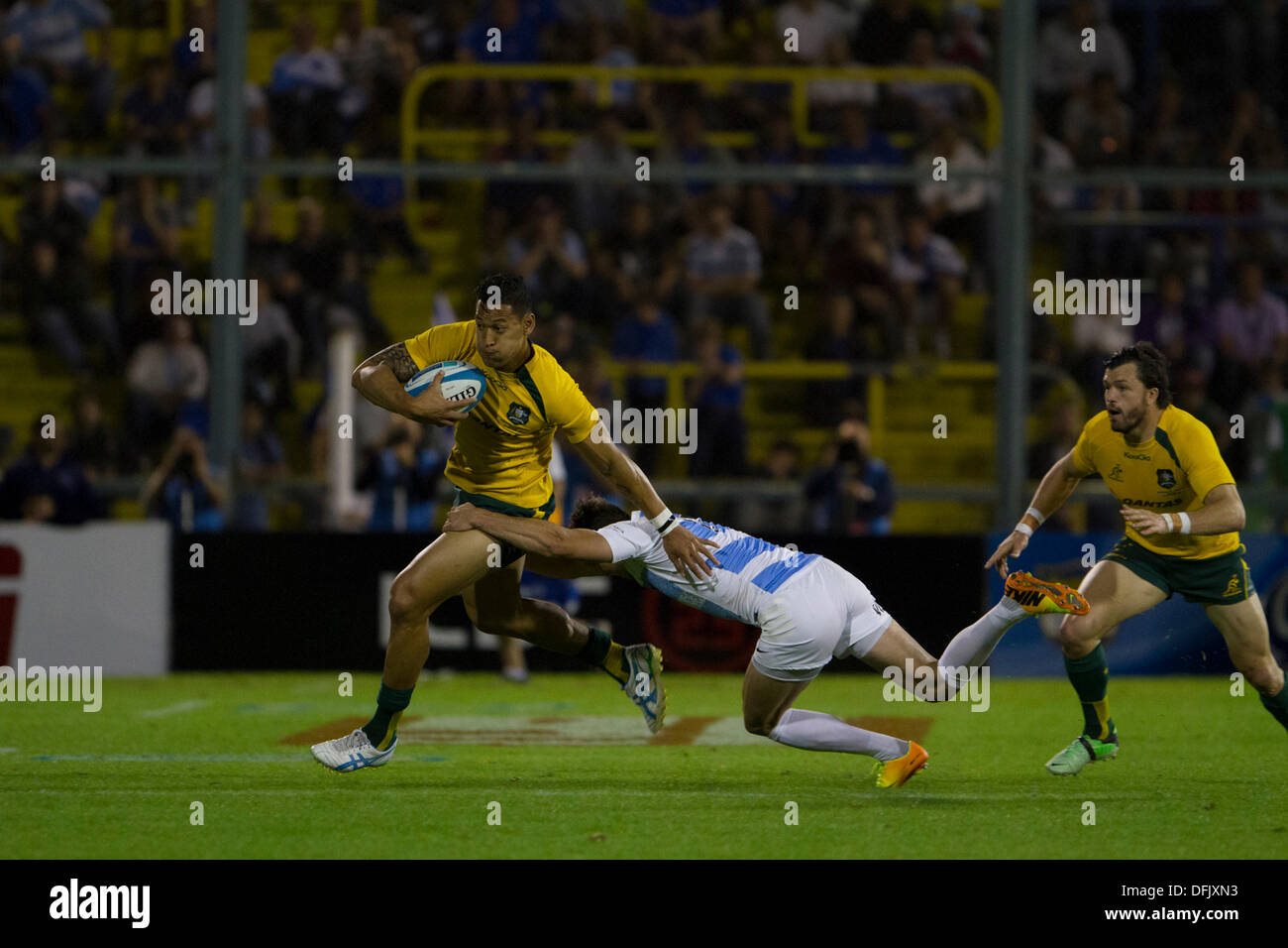 Rosario, Santa Fe, Argentine. 05Th Oct, 2013. Dispositif de championnat de rugby entre l'Argentine et l'Australie. L'Estadio Gigante de Arroyito. Israel Folau traitées. Credit : Action Plus Sport/Alamy Live News Banque D'Images