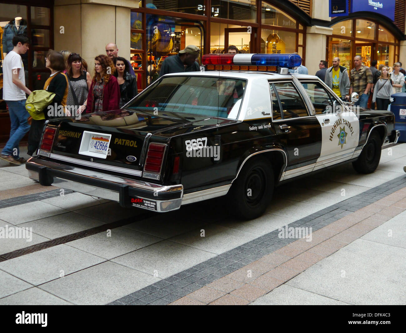 Conserves de California Highway Patrol, CHP, Ford cruiser, 428667 Banque D'Images