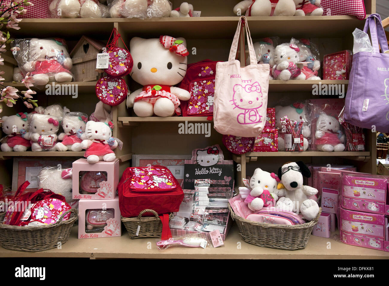 Kitty marque merchandising objets de décoration pour la vente sur la boutique de décoration intérieure Banque D'Images
