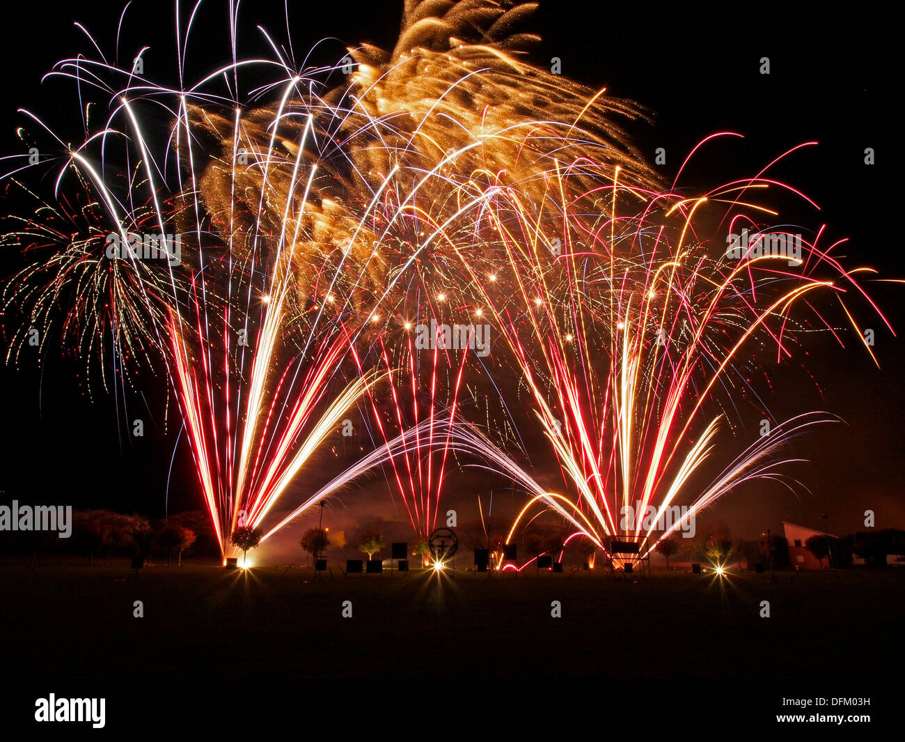 Southport, Royaume-Uni. 6 octobre 2013. Entrée à partir de Fireworks Fireworks fusible pour le championnat britannique d'artifice musical. Credit : Sue Burton/Alamy Live News Banque D'Images