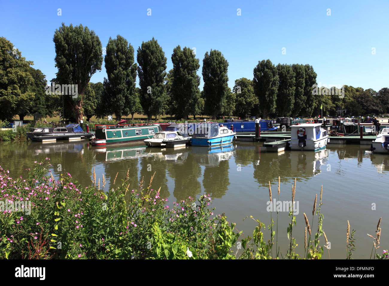 La marina de plaisance sur la rivière Nene, Northampton town, comté de Northamptonshire, Angleterre ; Grande-Bretagne ; UK Banque D'Images