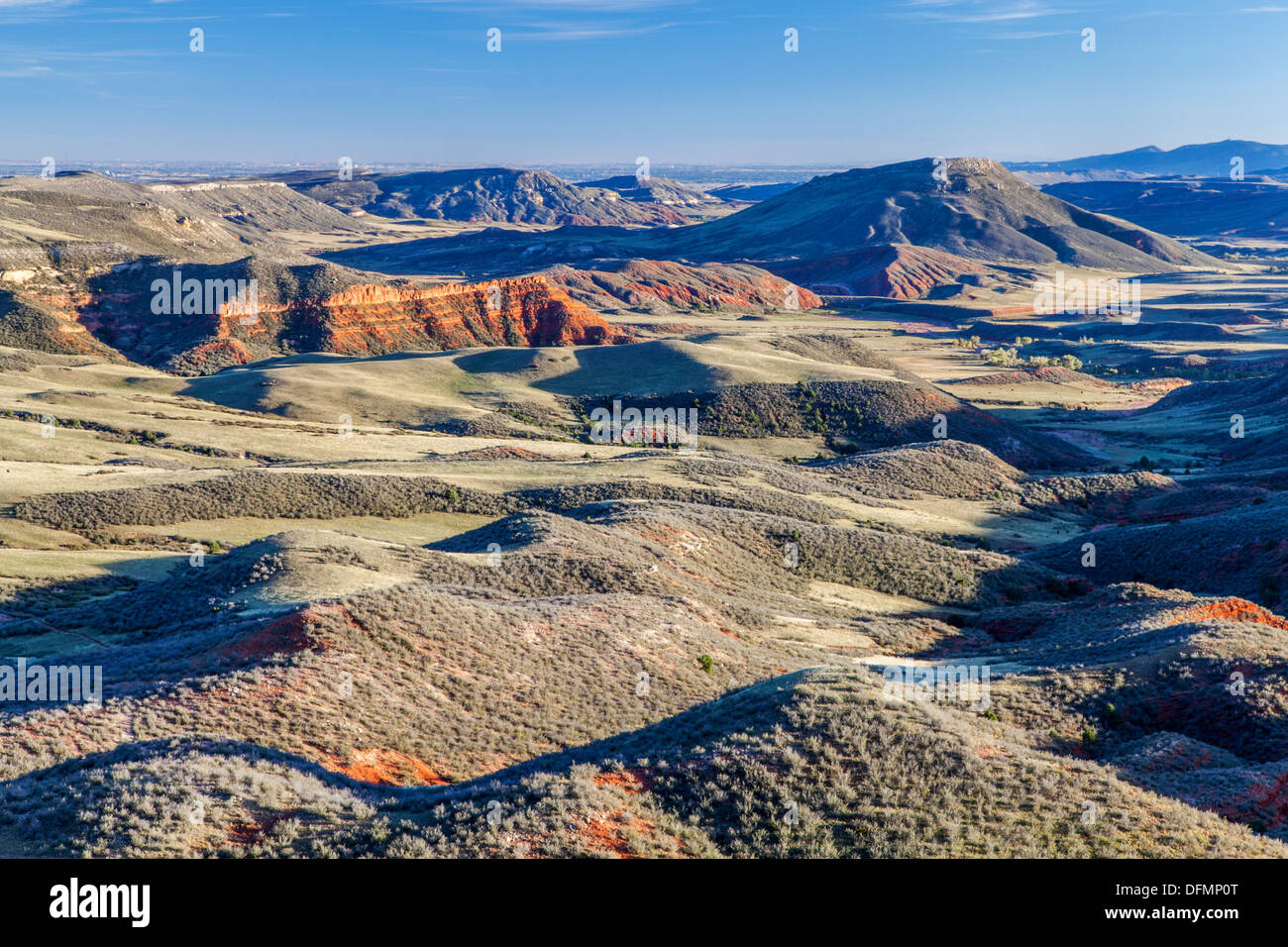 Le terrain accidenté avec des falaises et canyon dans la Montagne Rouge espace ouvert dans le nord du Colorado, près de Fort Collins Banque D'Images
