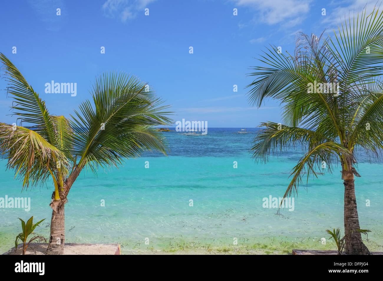 Belle plage de l'île tropicale, aux Philippines, en Asie du sud-est Banque D'Images
