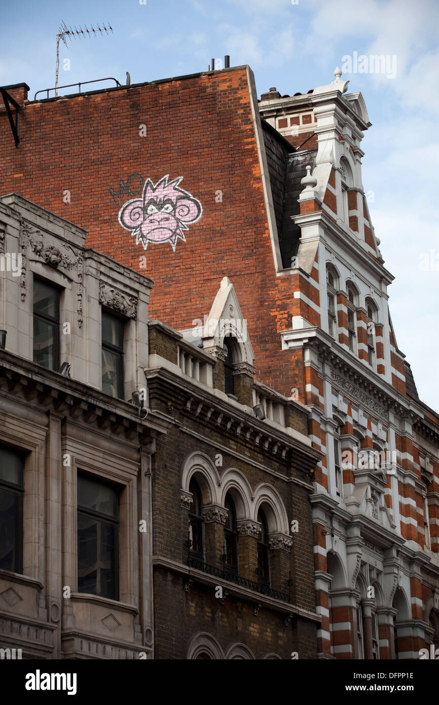 Graffiti Mighty Mo au-dessus de Oxford Street, Londres Banque D'Images