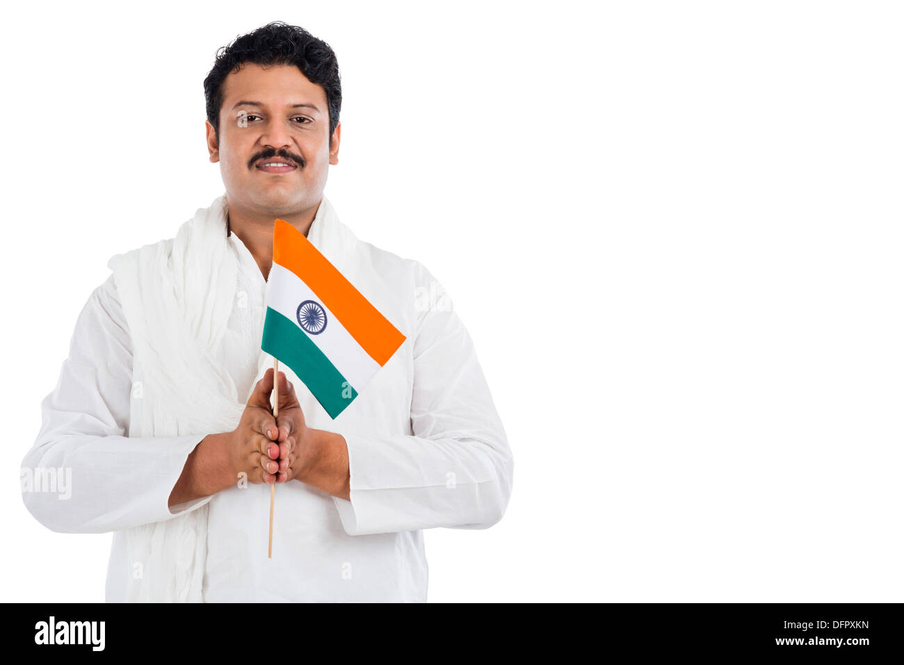 Portrait d'un homme tenant un drapeau national de l'Inde Banque D'Images