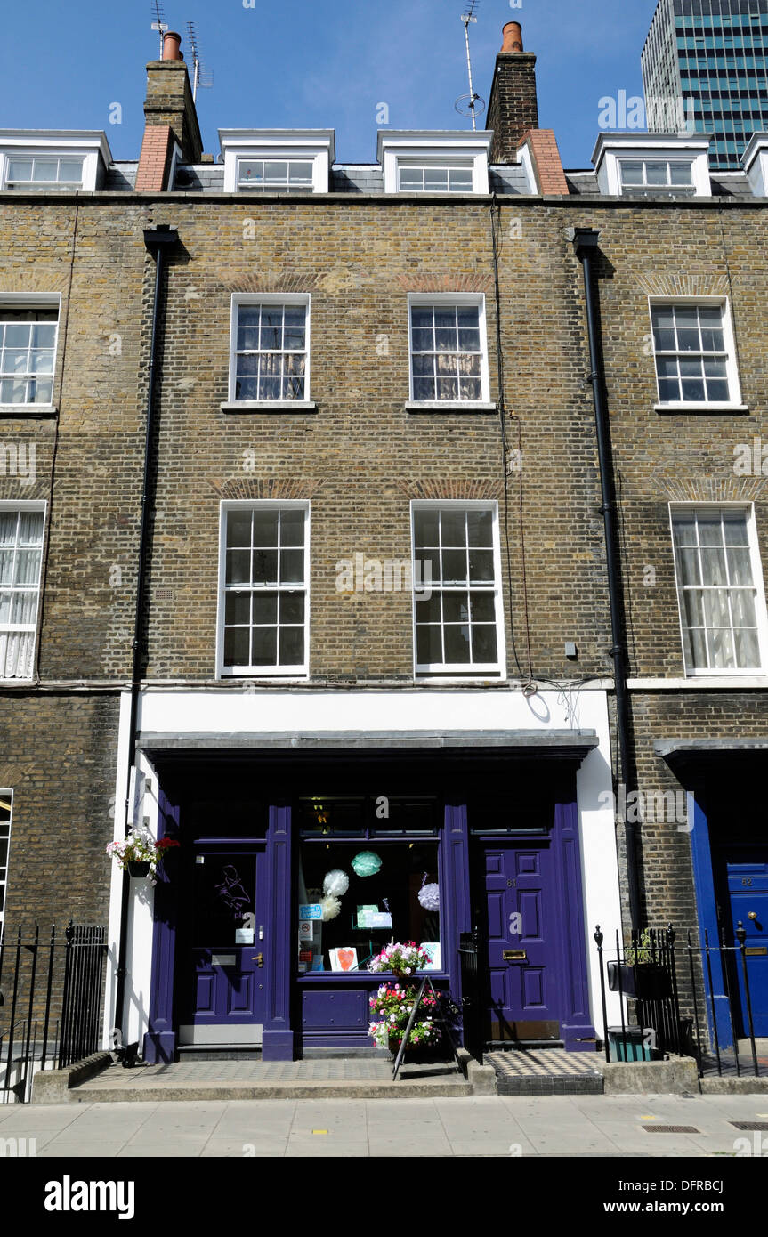 Shop série avant en Gerogian maison à Warren Street, London, W1, England UK Banque D'Images
