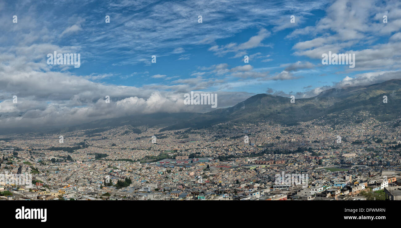 Panorama sur Quito, Équateur, la province de Pichincha Banque D'Images