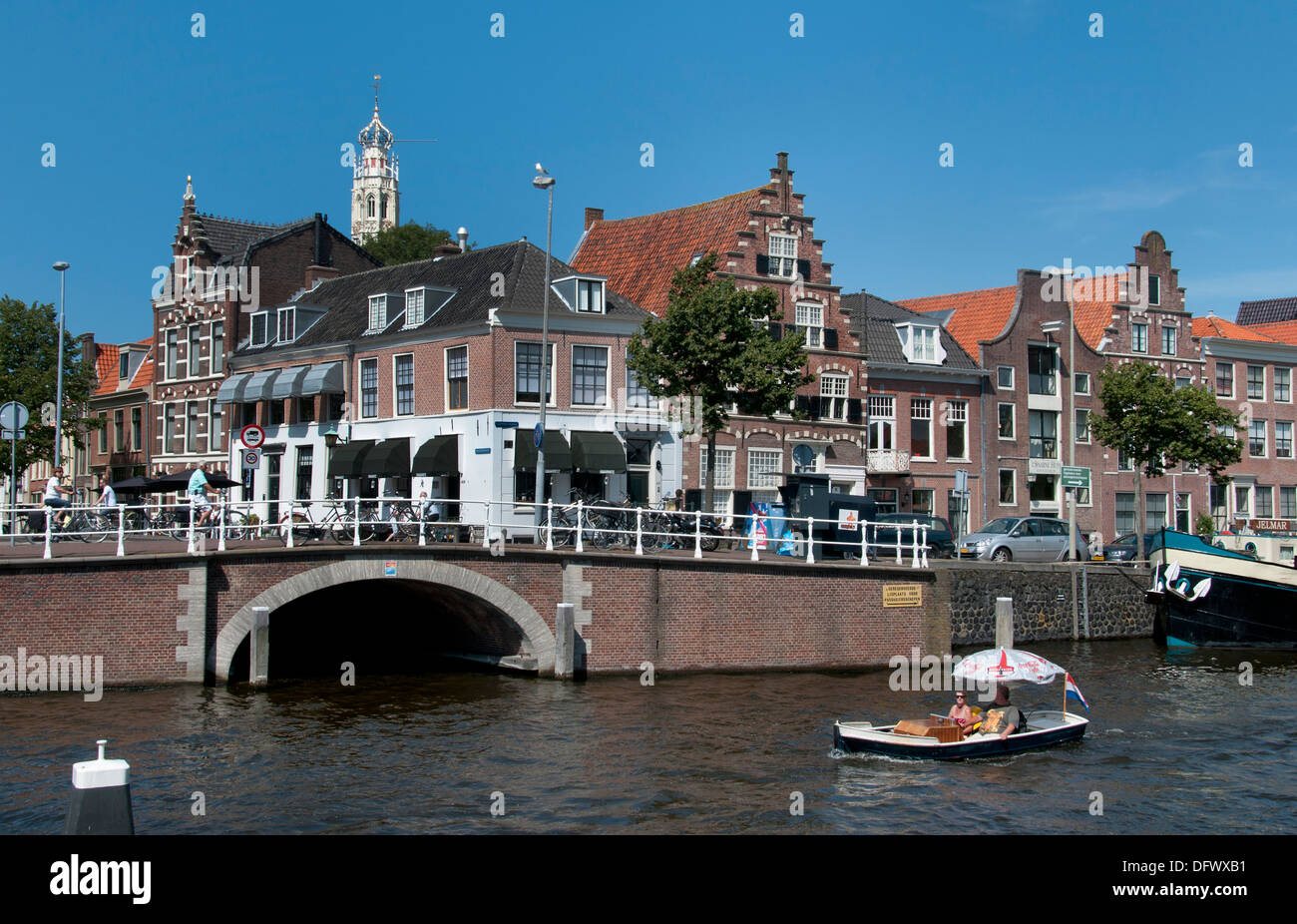 Rivière Spaarne Haarlem Pays-Bas Ville Ville bateau Banque D'Images