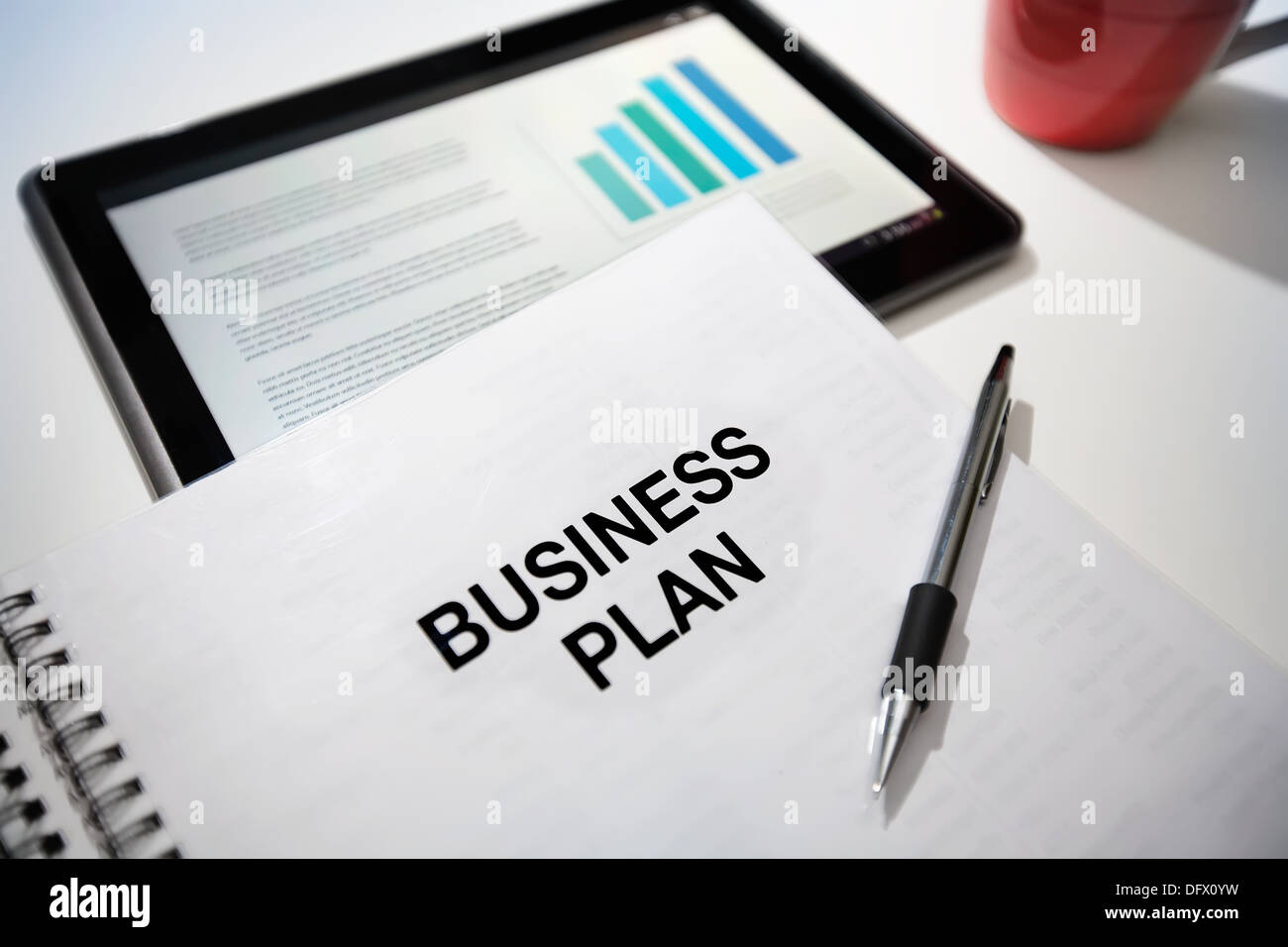 Stratégie de plan d'affaires avec écran tactile présentation. Banque D'Images