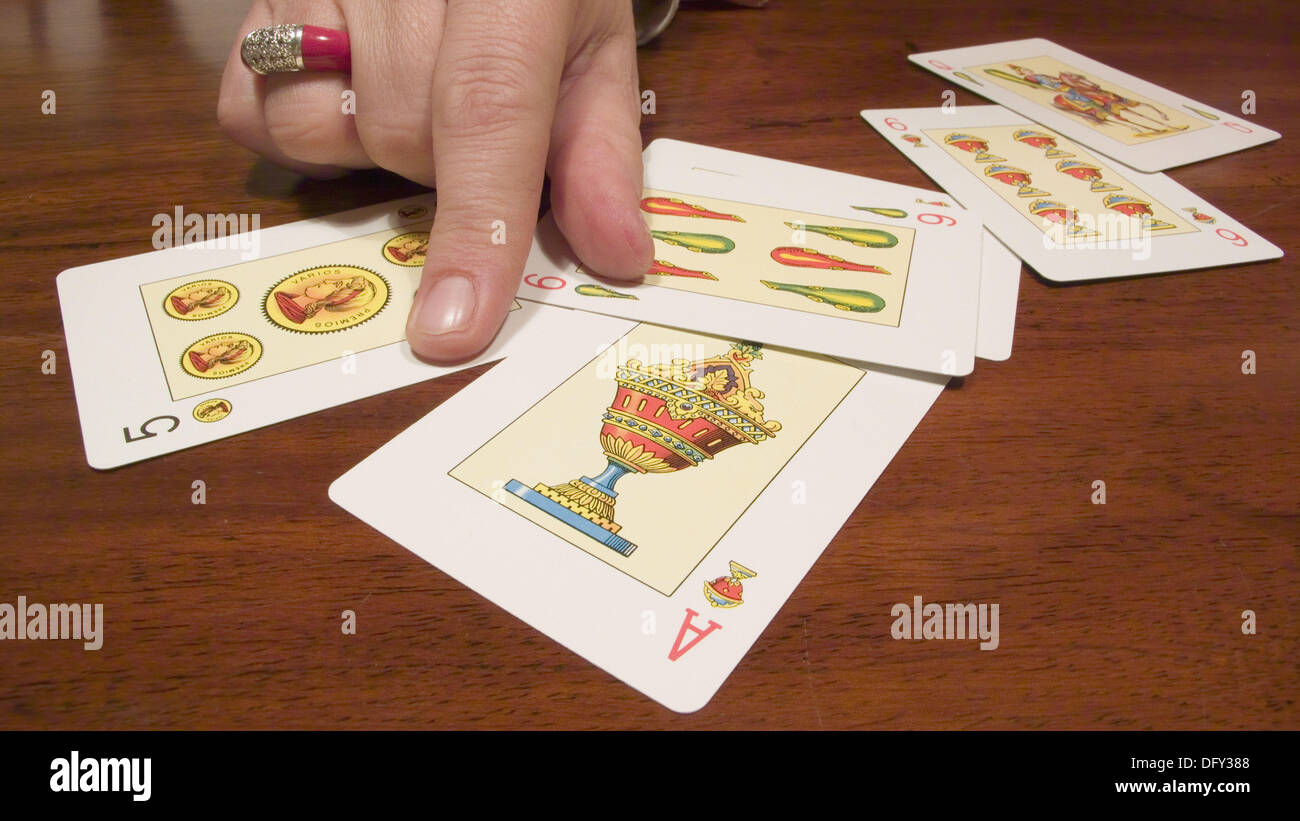 Jeu de cartes espagnol Banque de photographies et d’images à haute résolution Alamy