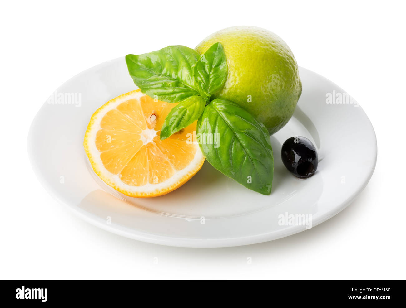 D'agrumes à la menthe et de la plaque d'olive isolated on white Banque D'Images