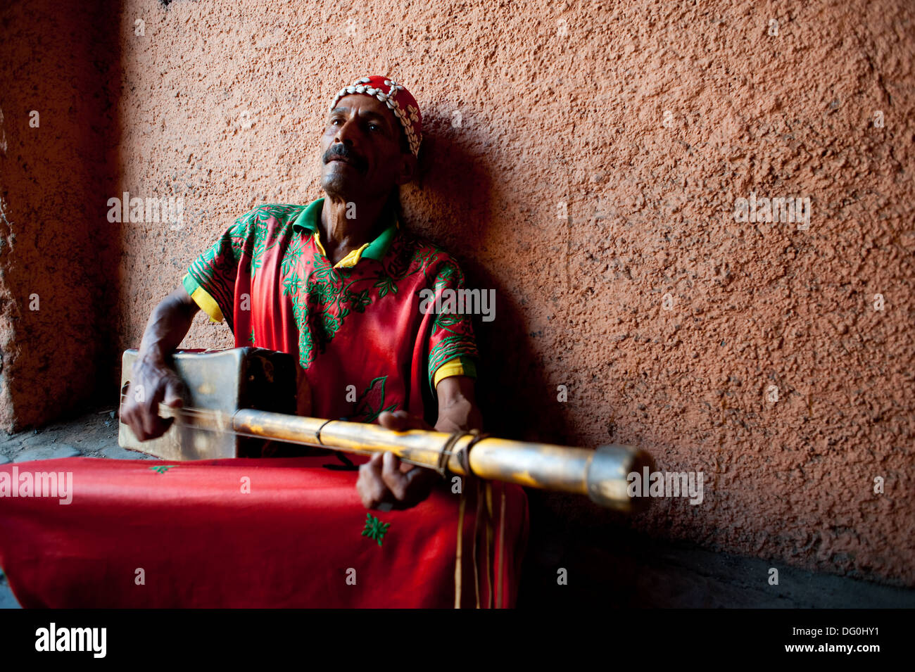 Musicien Gnaoui ( Maroc) Banque D'Images