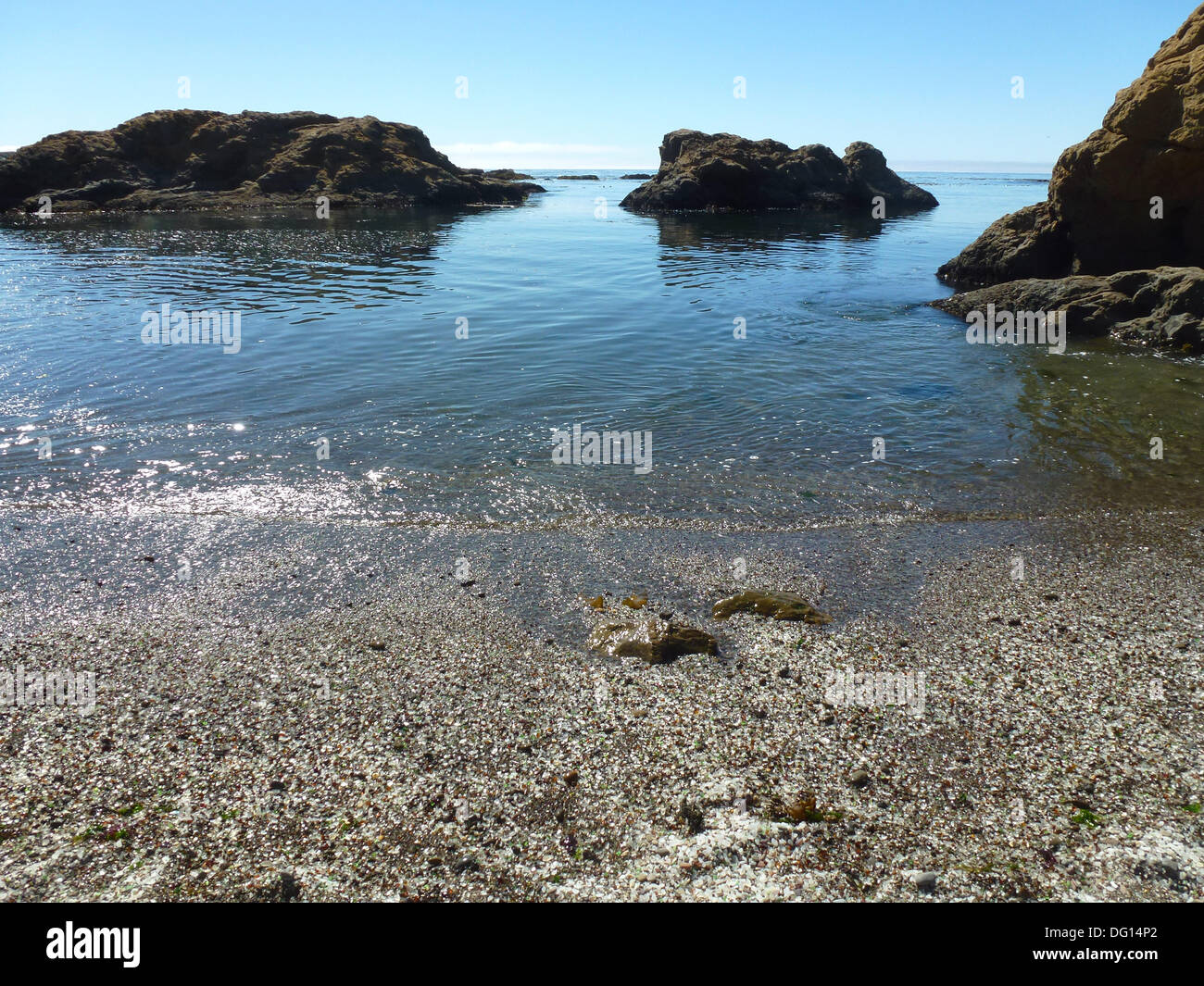Verre plage fort bragg Banque de photographies et d'images à haute  résolution - Alamy