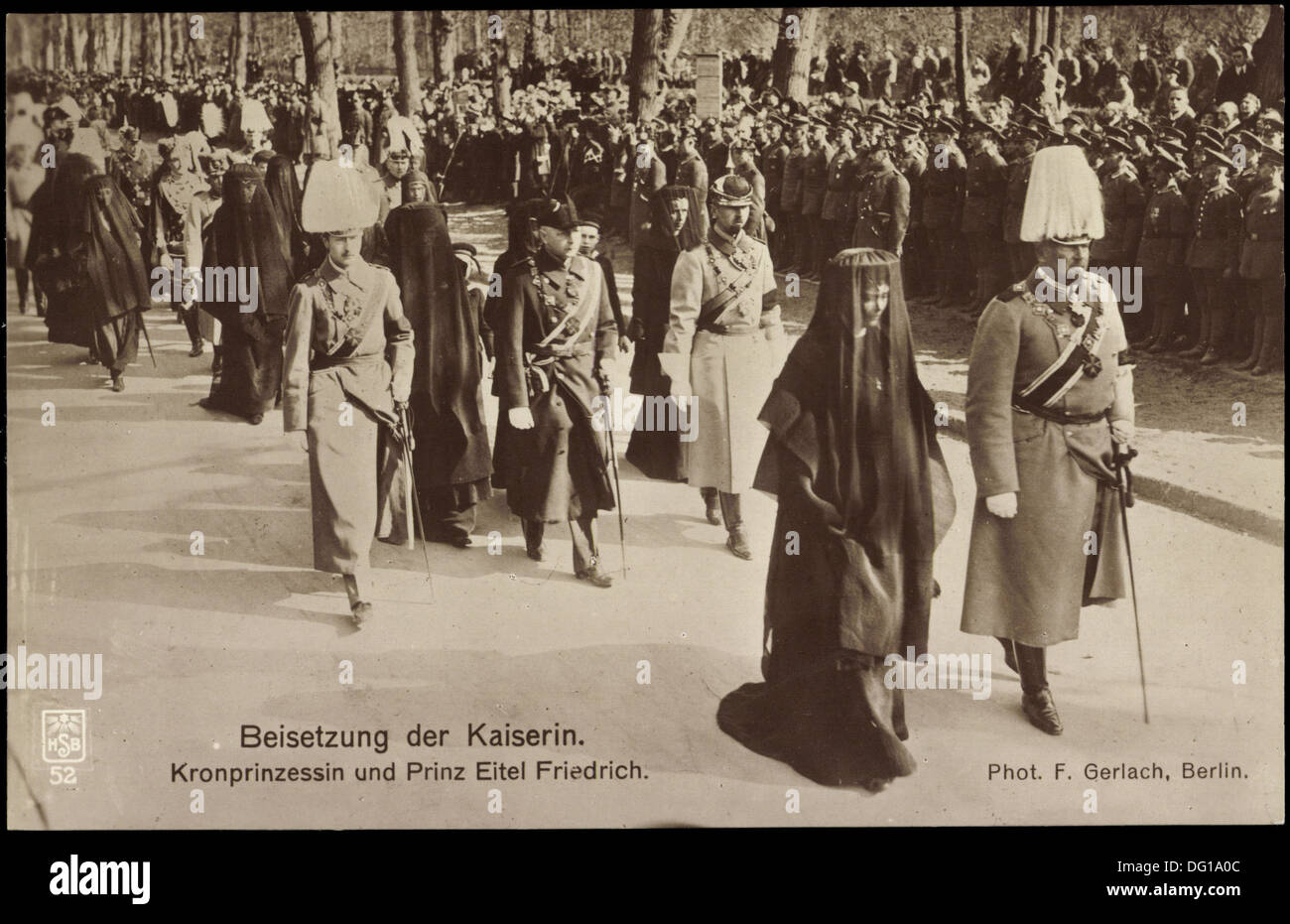 Ak Beisetzung der Kaiserin Auguste Viktoria, Prinz Eitel Friedrich ; Banque D'Images