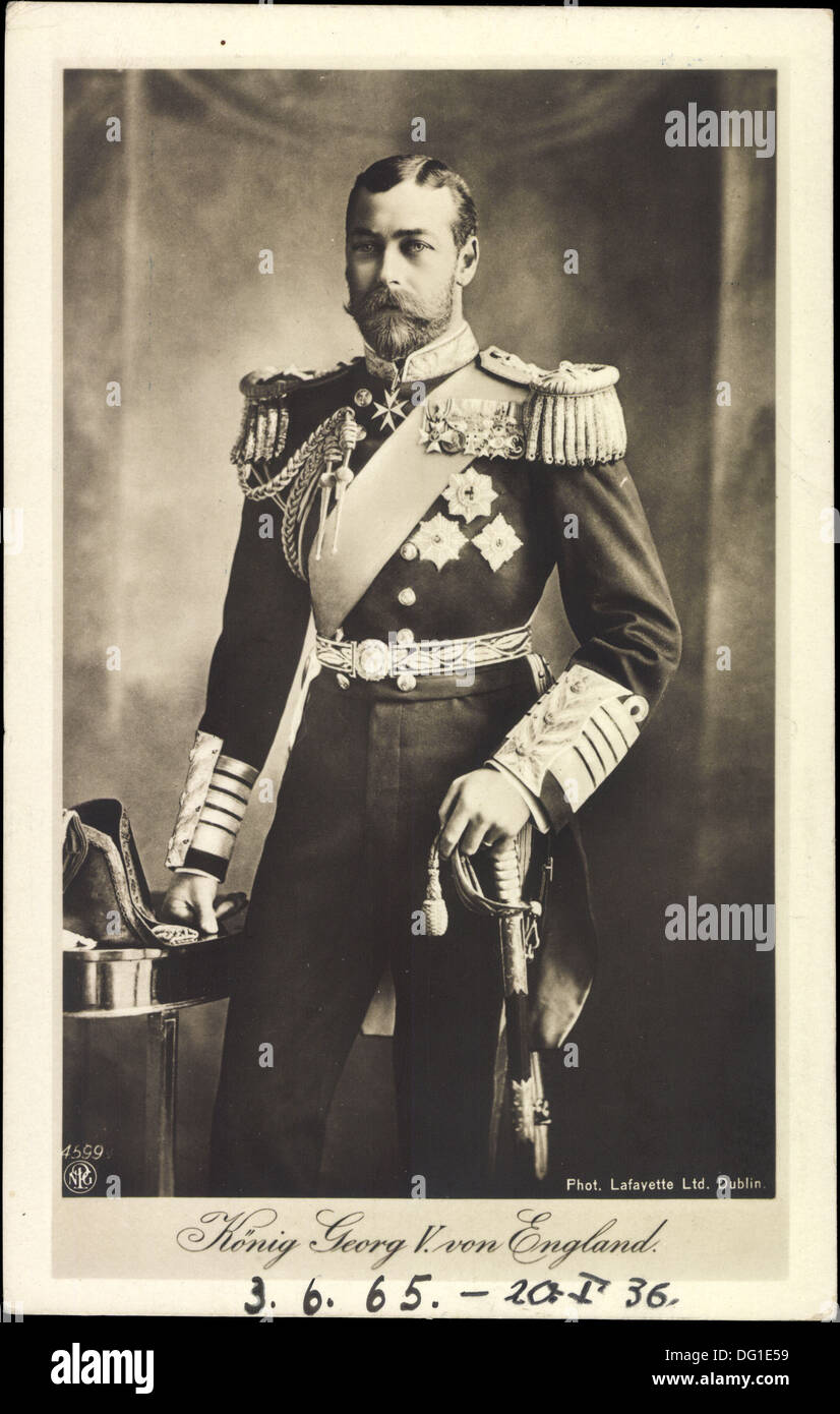 Ak Georg König c. von England, NPG 4599, Standportrait, uniforme ; Banque D'Images