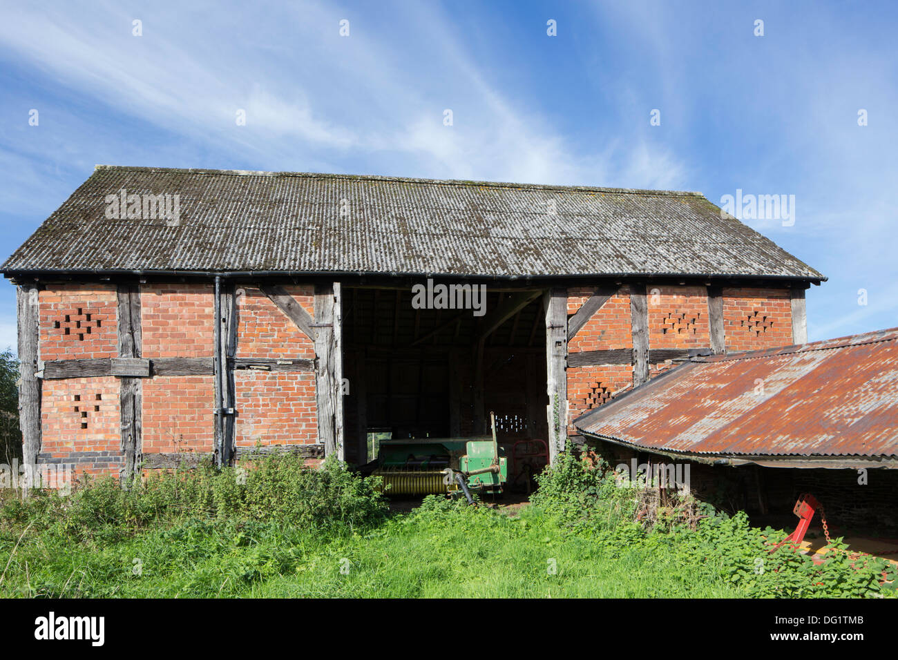 Charpente traditionnelle grange, Herefordshire, Angleterre Banque D'Images