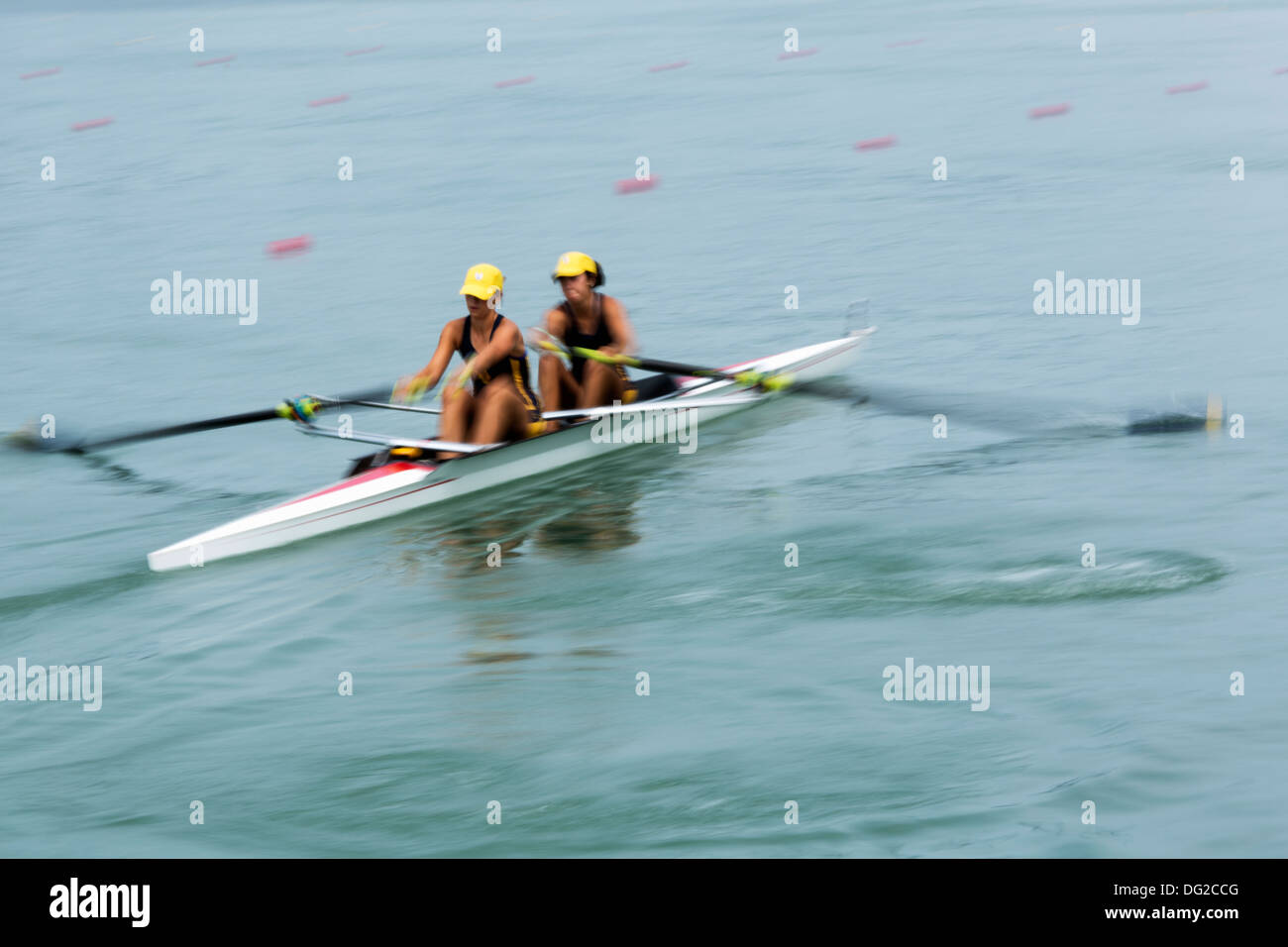 Royal Canadian Henley Regatta, deux rameurs femme Banque D'Images