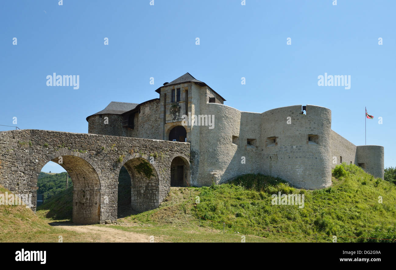 Forteresse médiévale dans le Pays Basque Banque D'Images