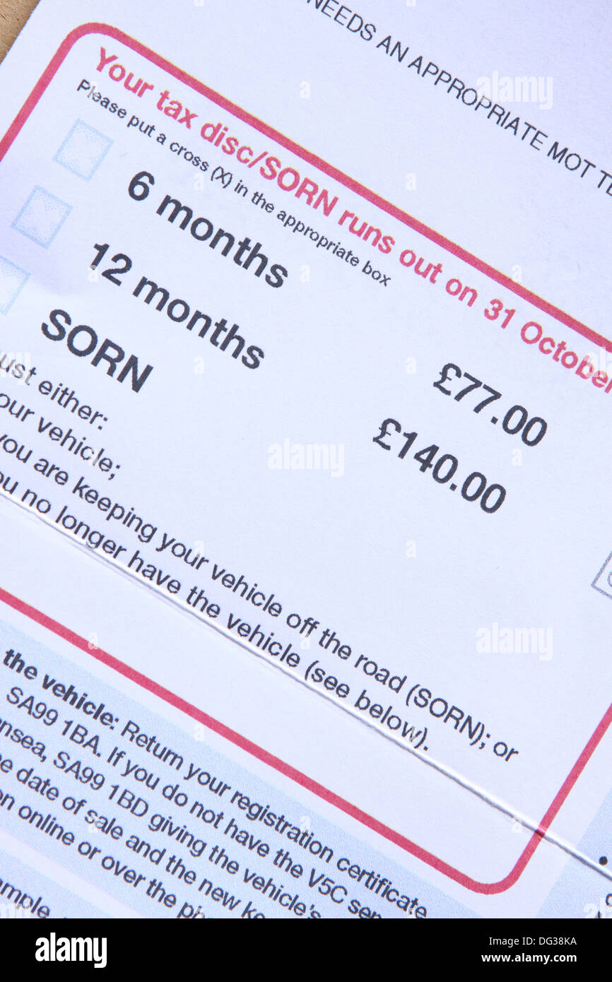 Paiement de l'impôt routier britannique pour 6 mois ou 12 mois : formulaire d'option Banque D'Images