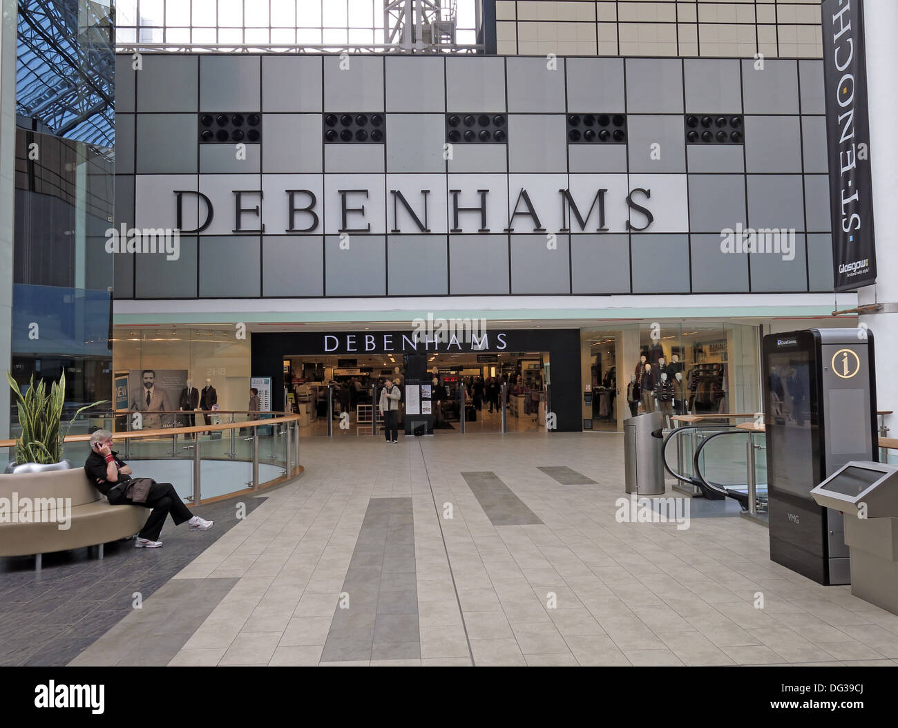 Debenhams à St Enoch Shopping centre commercial de détail Glasgow Banque D'Images
