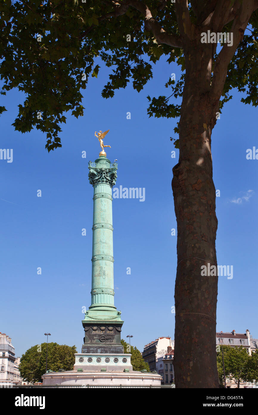 La colonne de juillet à la place de la Bastille, Paris, France, Europe Banque D'Images