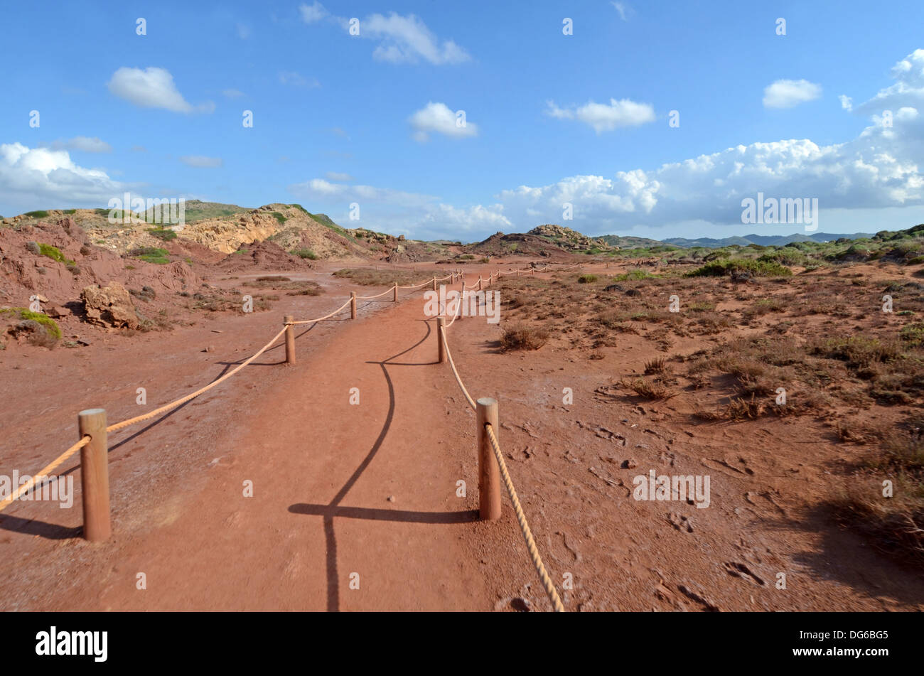 Cami des cavalls (Cheval Chemin), le chemin qui mène de Binimel-la à Cala Pregonda beach. Banque D'Images