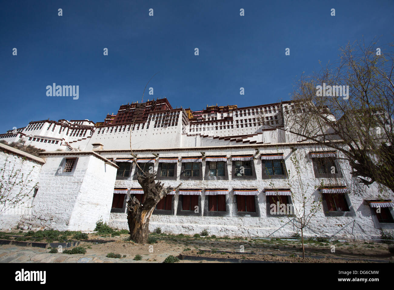 Maison historique du dalaï-lama, Lhassa, Tibet. Un site du patrimoine mondial de l'UNESCO. Banque D'Images