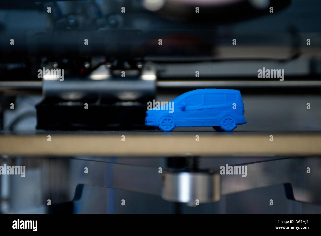 Londres, UK - 9 octobre 2013 : une 3D printed voiture de PLA (Poly Acide lactique) est affichée à l'quantifiée, tout en 3D Studio démo à Shoreditch, East London. Banque D'Images