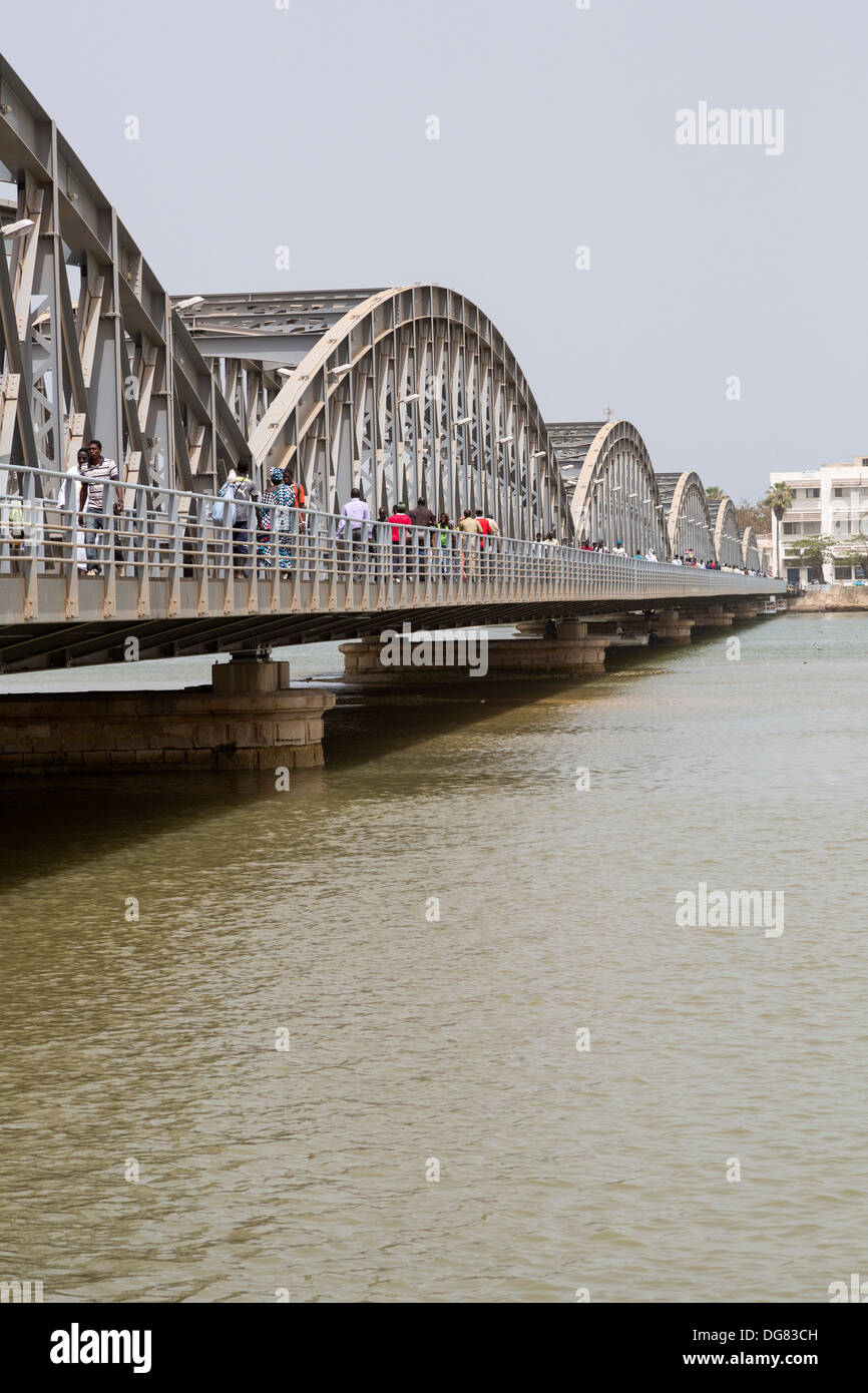 Sénégal, Saint Louis. Pont Faidherbe, pont sur le fleuve Sénégal. Construit en 1897. Banque D'Images