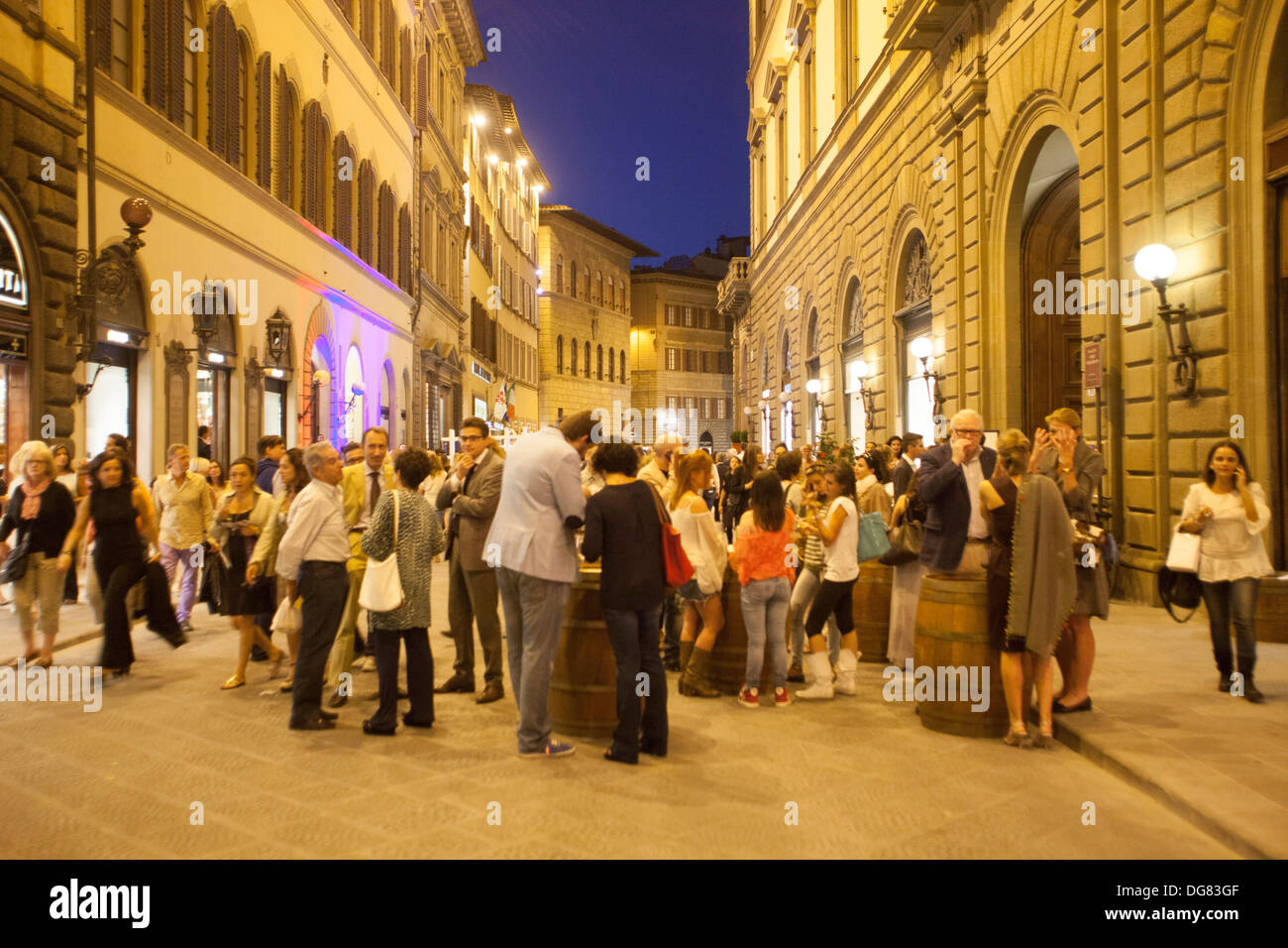 Italie,Toscane,Florence, rue Tornabuoni, mode nuit. Banque D'Images