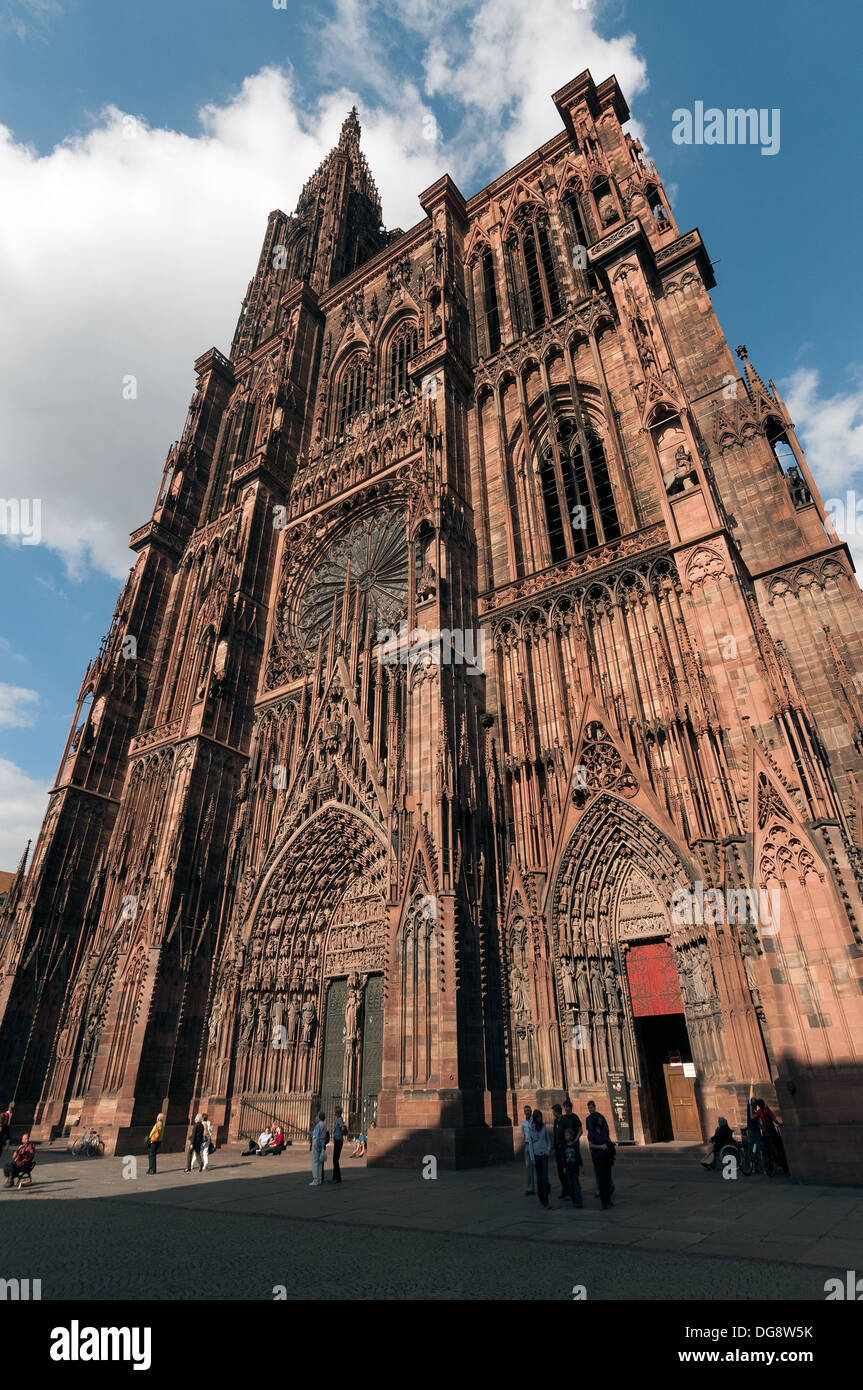 Elk213-1182v France, Alsace, Strasbourg, Cathédrale Notre Dame de Strasbourg, façade principale Banque D'Images