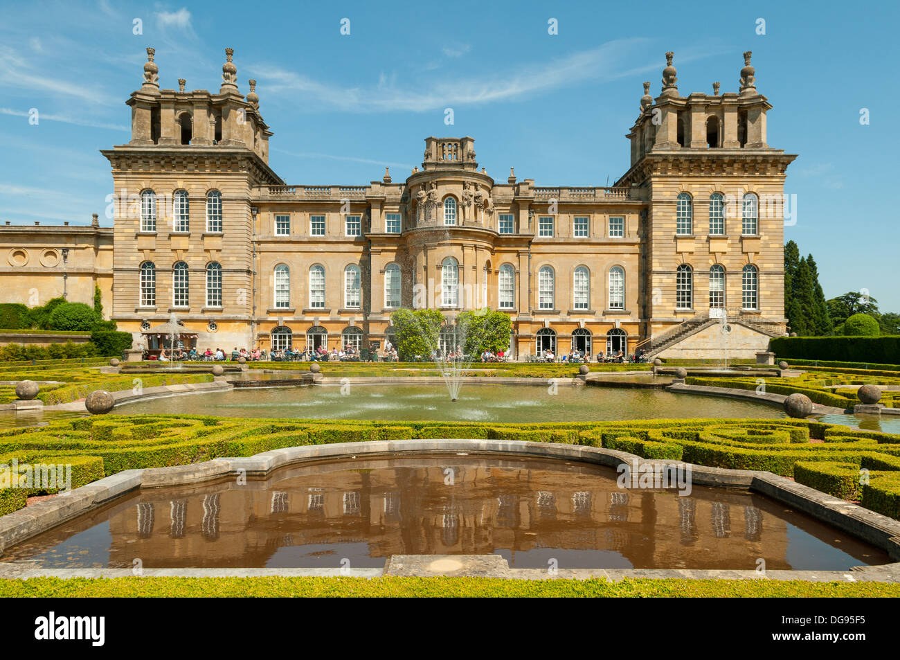 Terrasse de l'eau, le Palais de Blenheim, Woodstock, Oxfordshire, Angleterre Banque D'Images