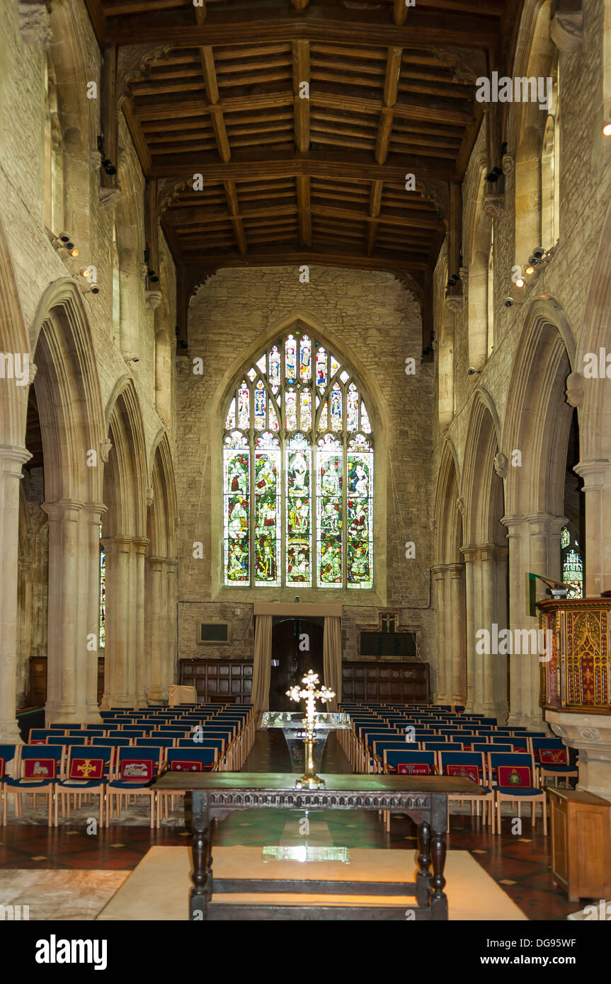 La nef de l'église St Jean Baptiste, Burford, Oxfordshire, Angleterre Banque D'Images