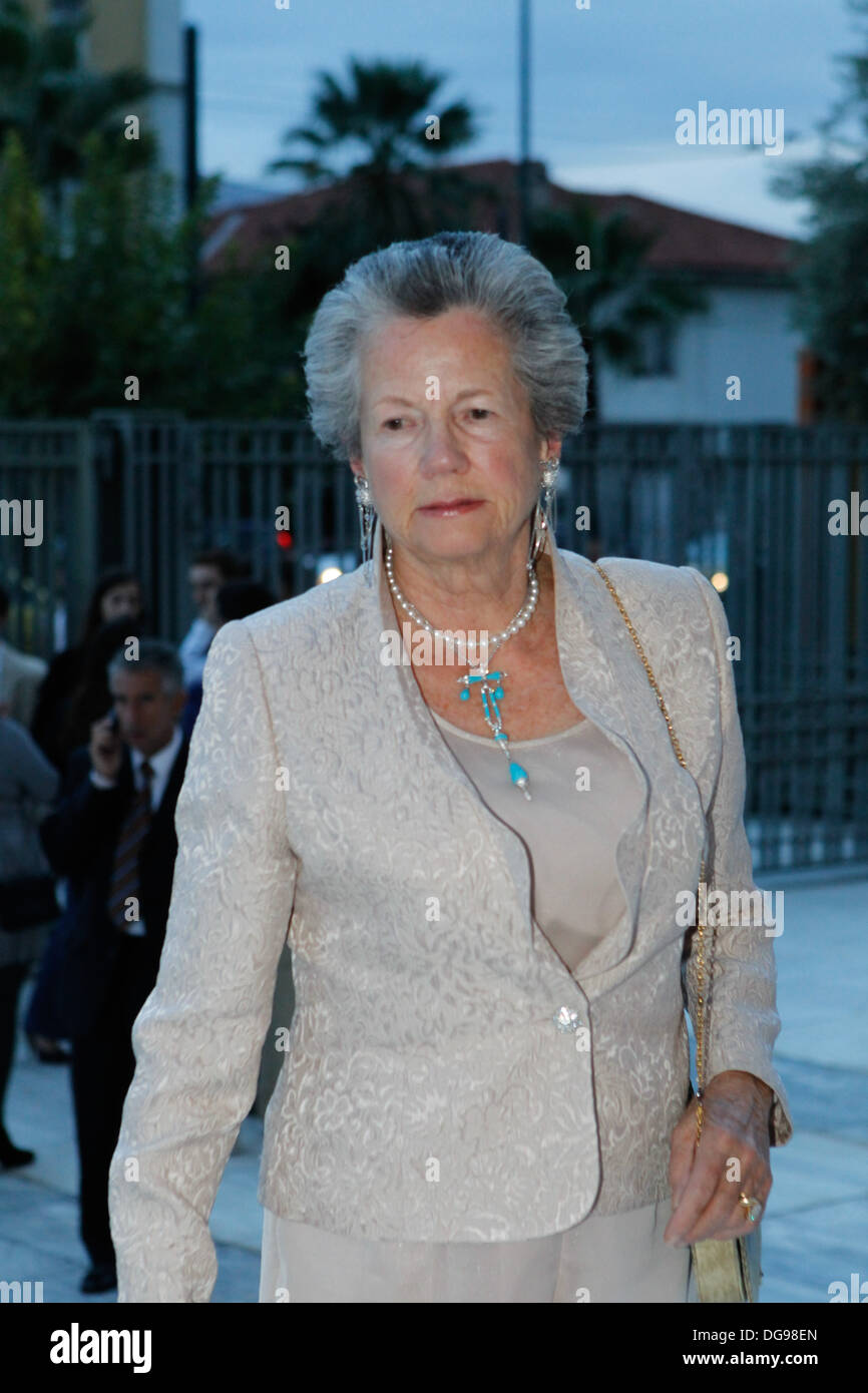 Anne-Aymone Sauvage de Brantes l'épouse du président français Valéry  Giscard d'Estaing Photo Stock - Alamy