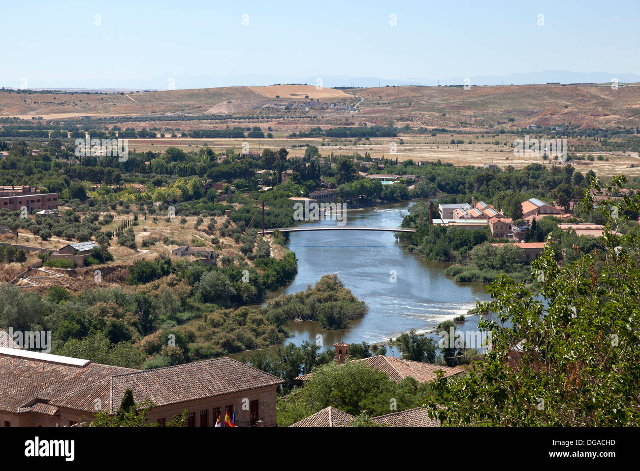 Vue sur le fleuve Tage de Tolède, Espagne Banque D'Images