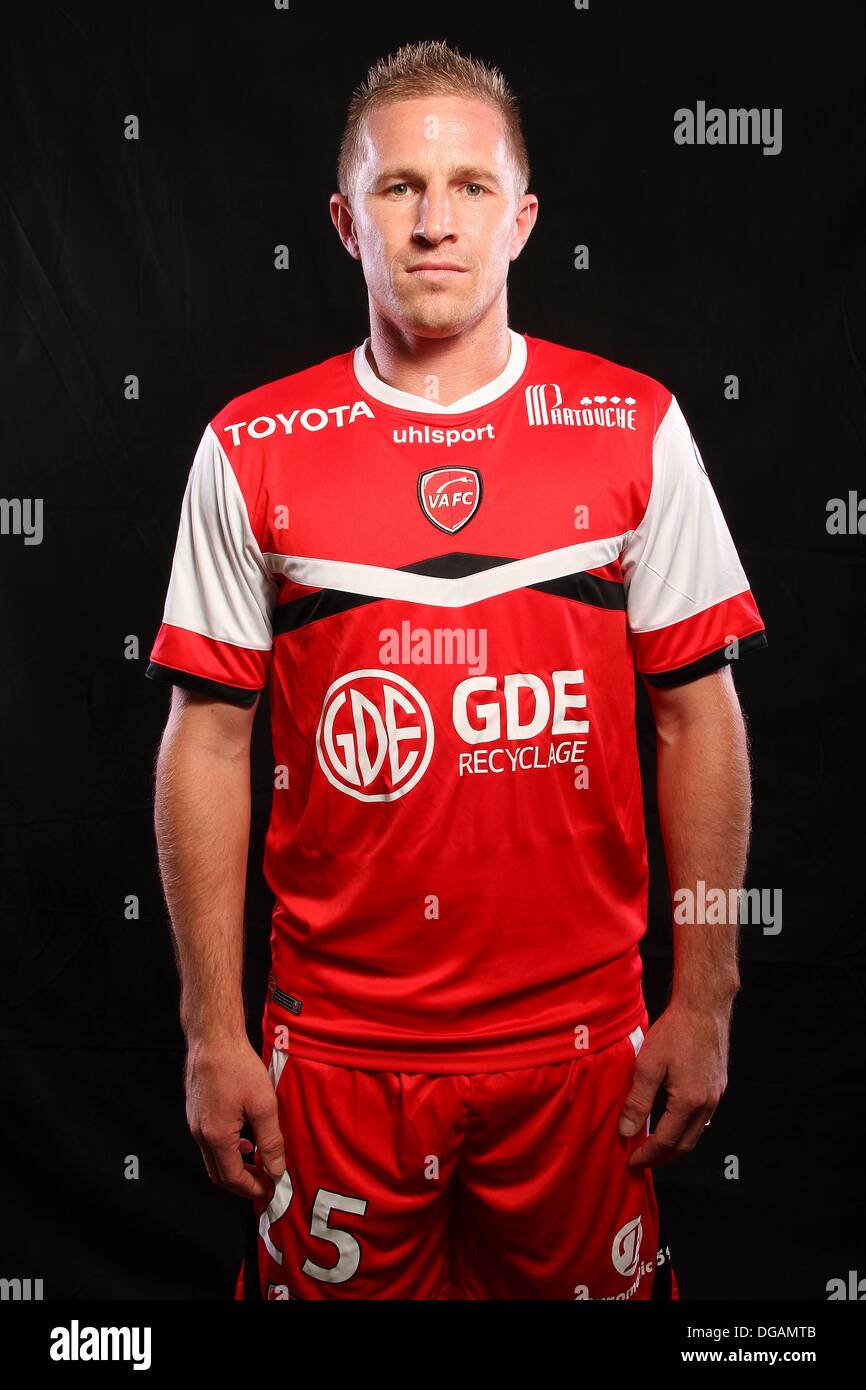 Valenciennes, France. 17 Oct, 2013. L'équipe de football français de Ligue 1 portraits officiels pour la saison 2013-2014. Rudy Mater © Plus Sport Action/Alamy Live News Banque D'Images