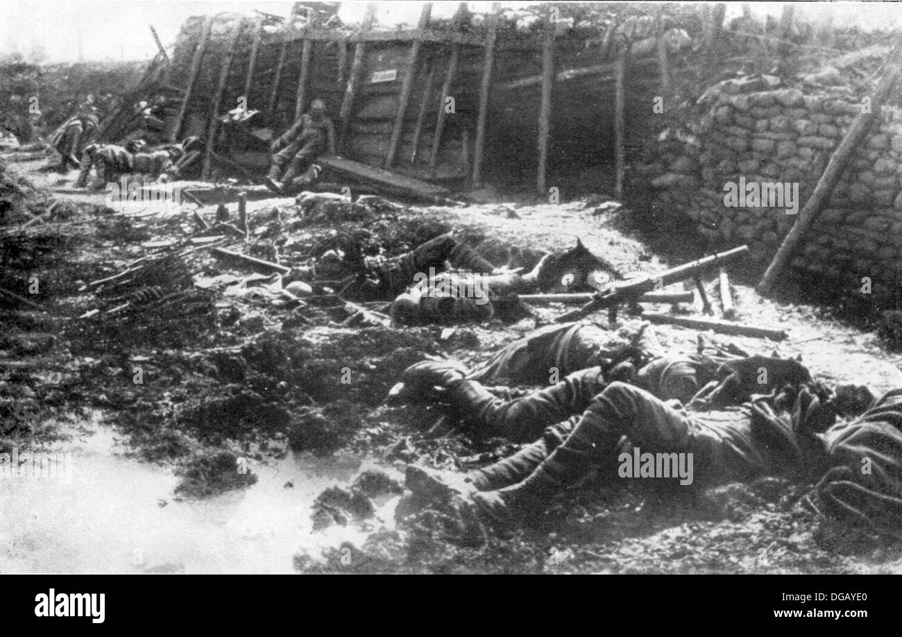 Des soldats britanniques morts après une attaque allemande de gaz, la Première Guerre mondiale Banque D'Images