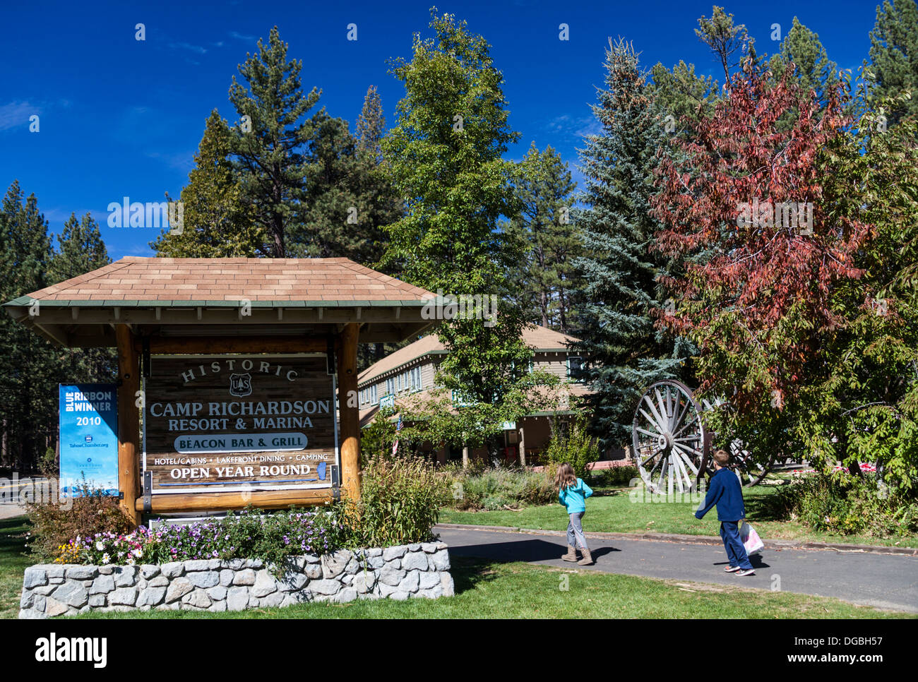 Les enfants par camp Richardson Resort à Lake Tahoe Banque D'Images